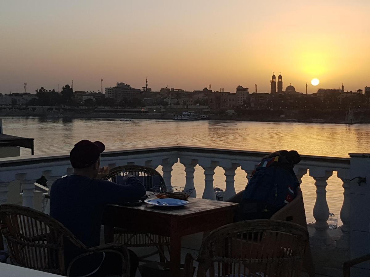 Nile Sunrise Flats Leilighet Luxor Eksteriør bilde