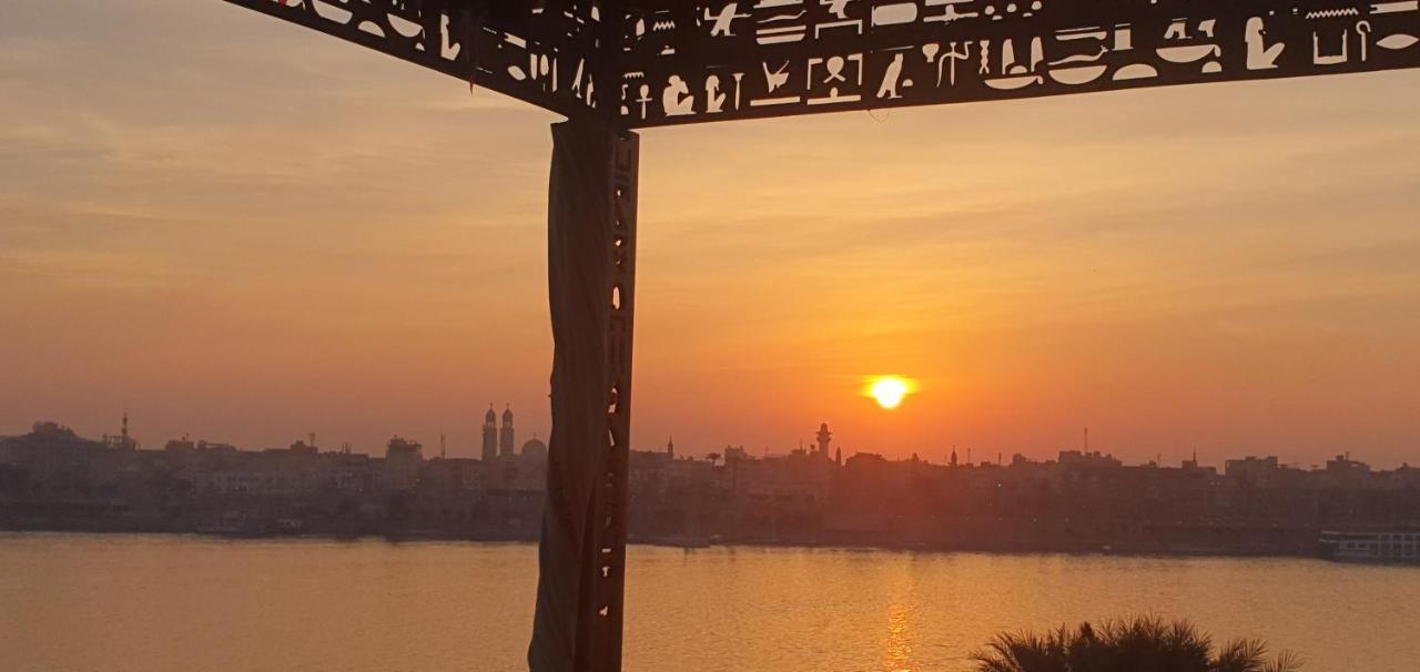 Nile Sunrise Flats Leilighet Luxor Eksteriør bilde
