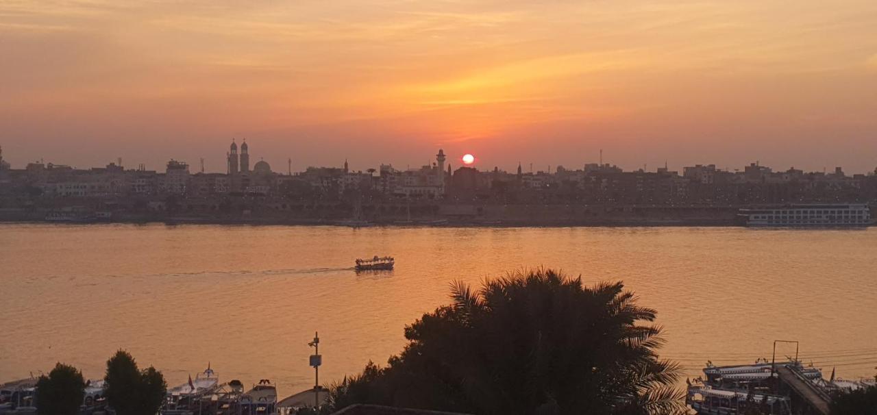 Nile Sunrise Flats Leilighet Luxor Eksteriør bilde