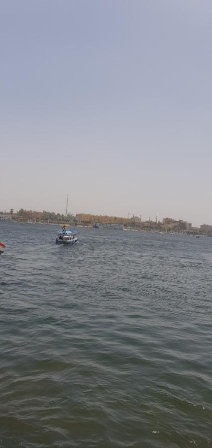 Nile Sunrise Flats Leilighet Luxor Eksteriør bilde